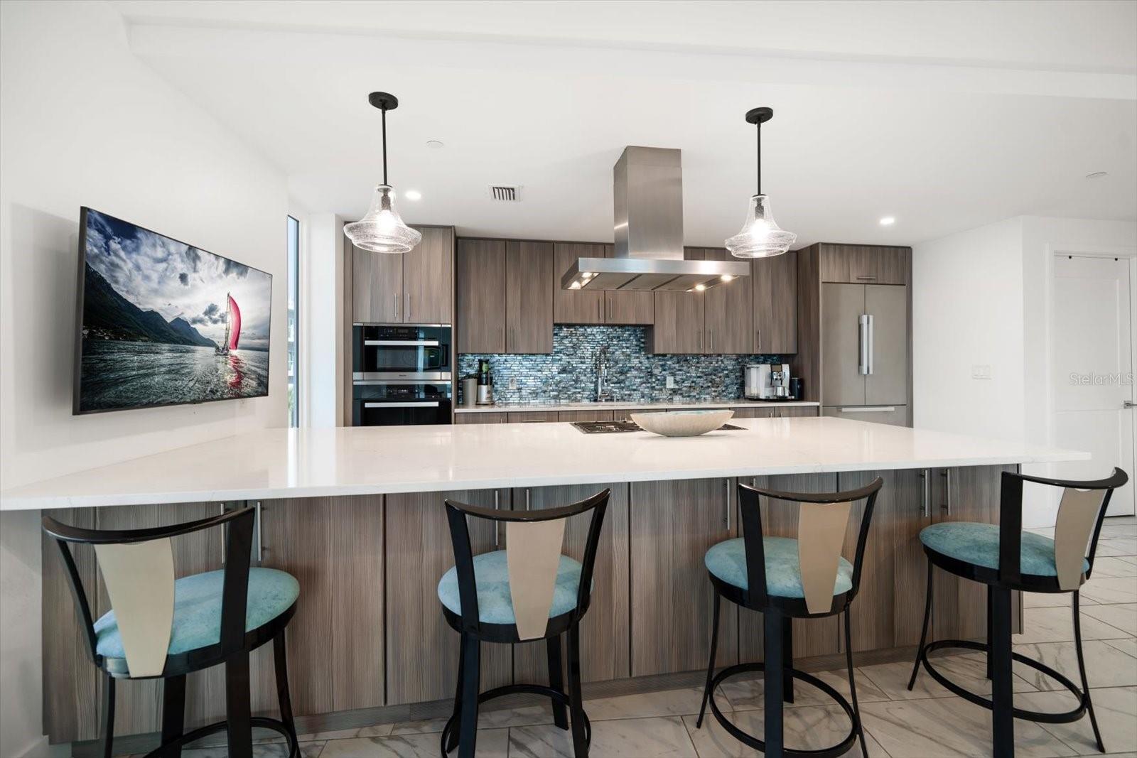 15 AVALON ST #303, CLEARWATER BEACH, FL, 33767