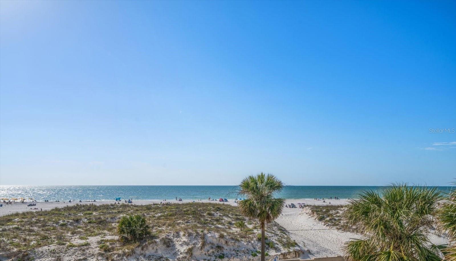 15 AVALON ST #303, CLEARWATER BEACH, FL, 33767