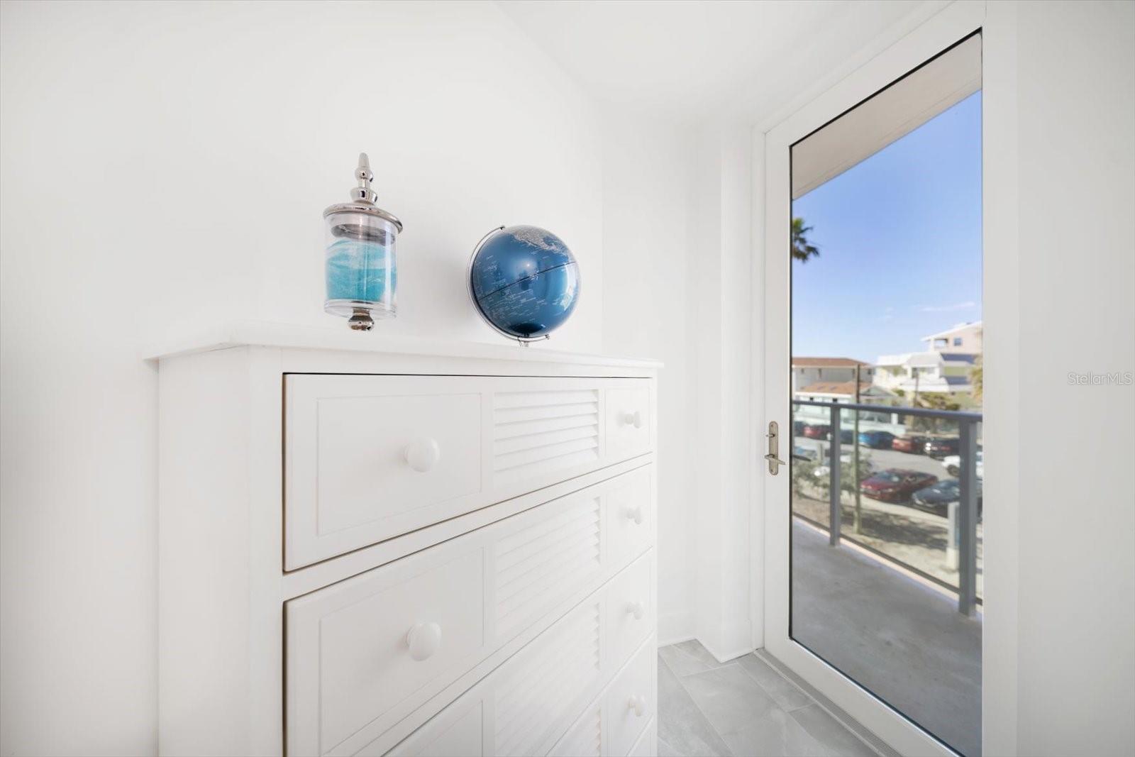 15 AVALON ST #303, CLEARWATER BEACH, FL, 33767