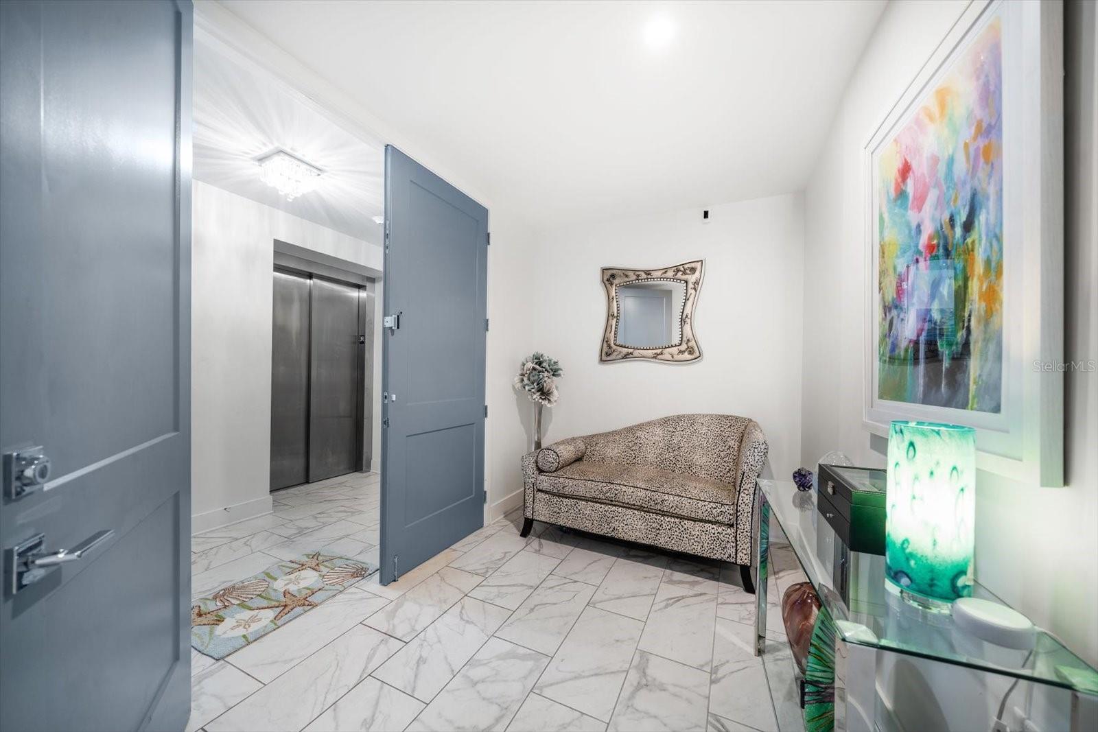 15 AVALON ST #303, CLEARWATER BEACH, FL, 33767