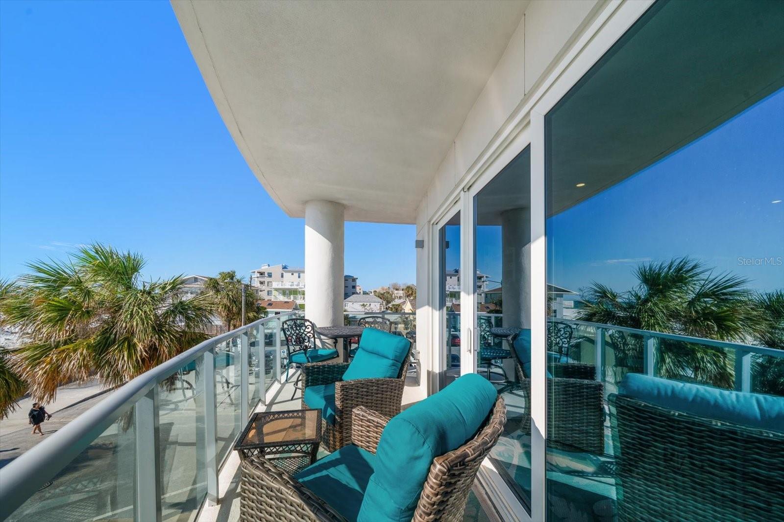 15 AVALON ST #303, CLEARWATER BEACH, FL, 33767