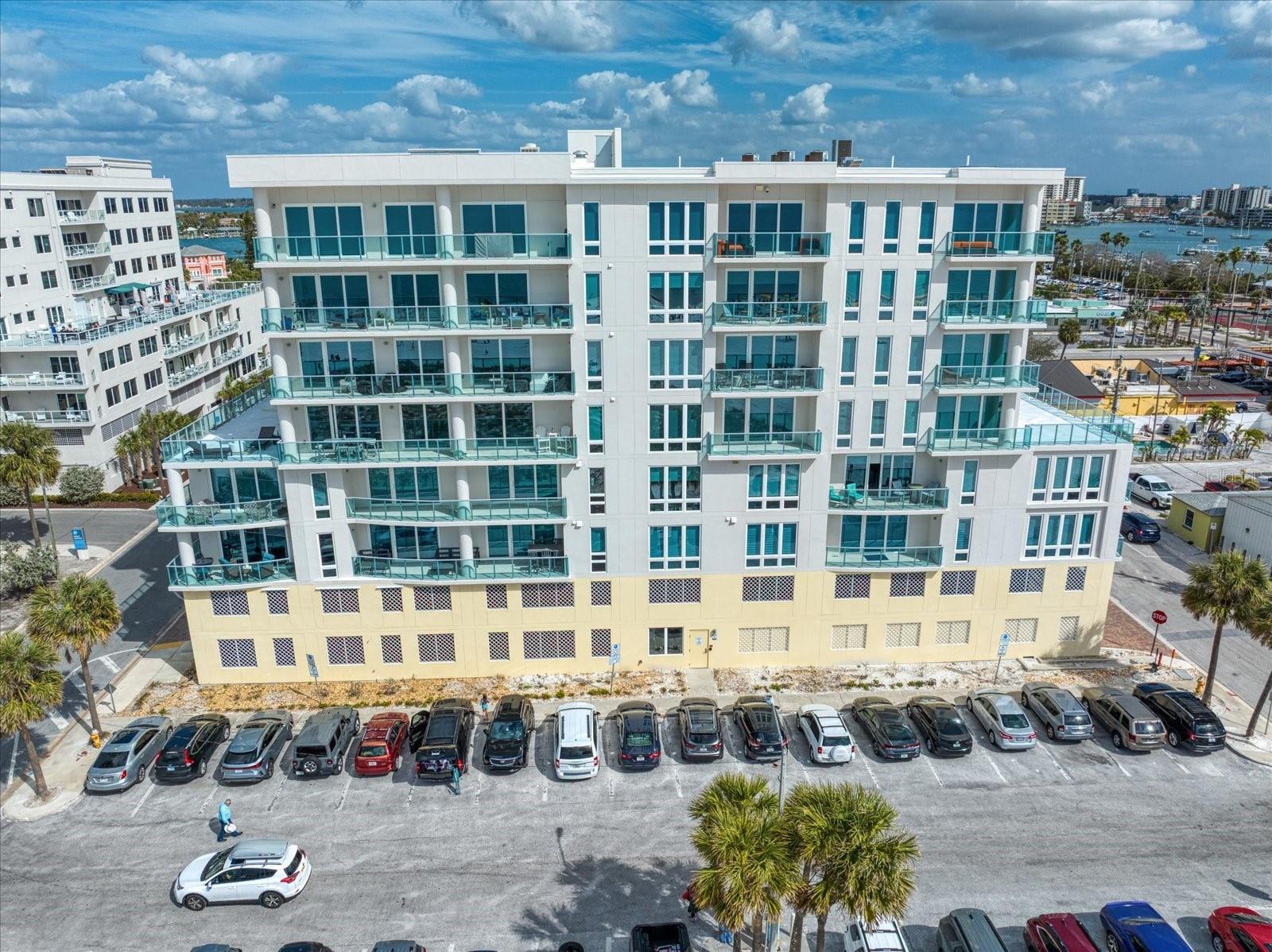 15 AVALON ST #303, CLEARWATER BEACH, FL, 33767