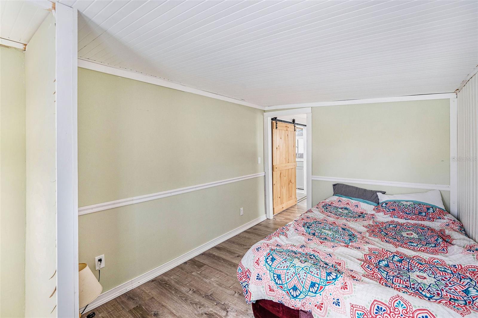 647 YAWL LN, PALM HARBOR, FL, 34683