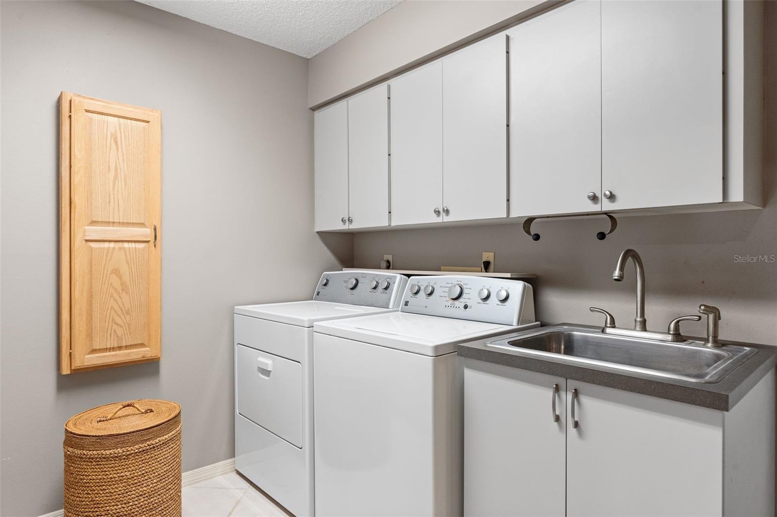 A4644090 Property Photo