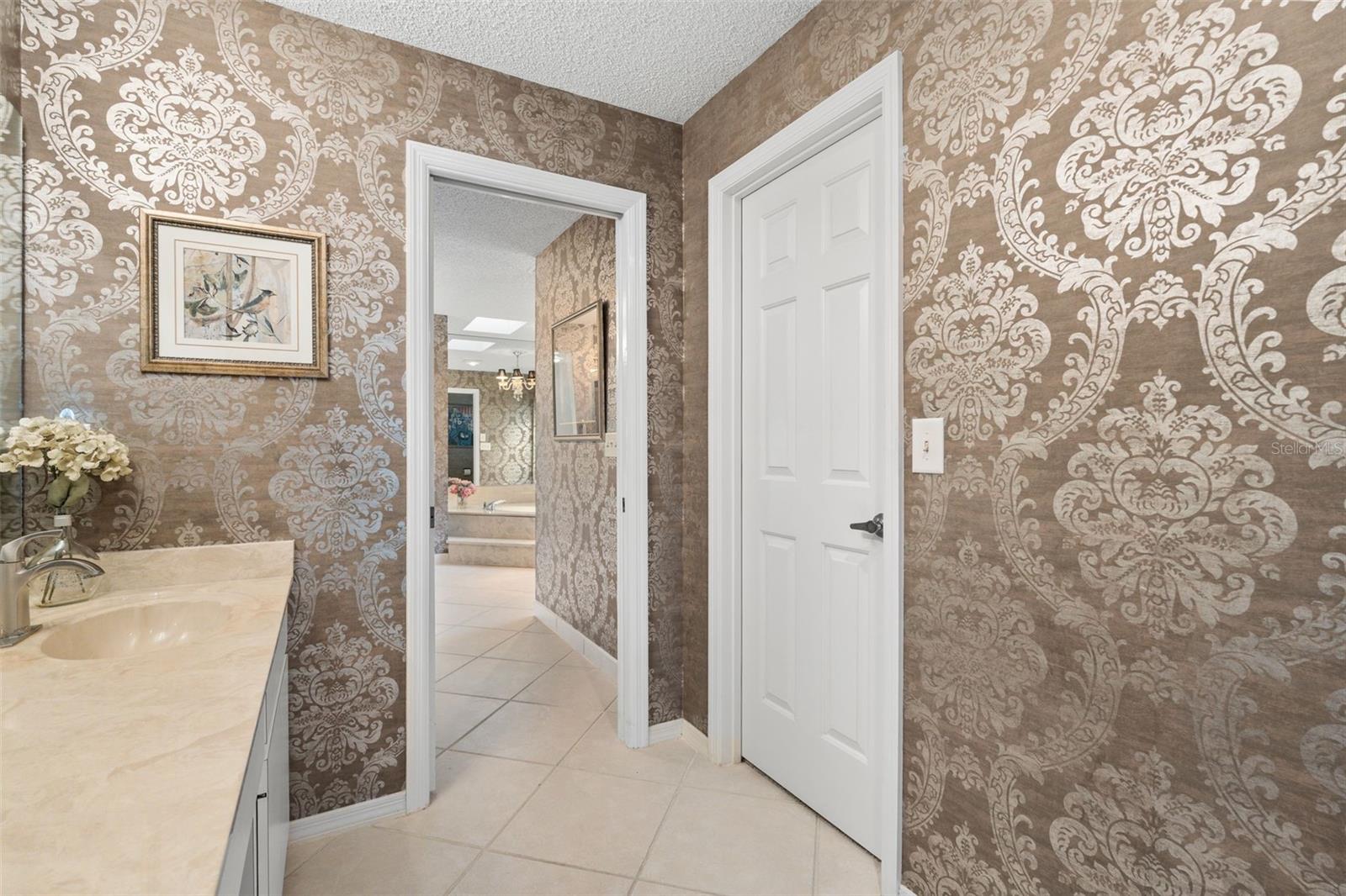 A4644090 Property Photo