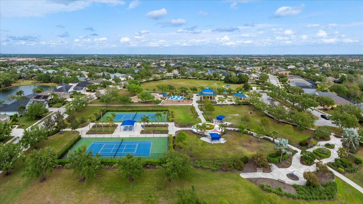 4691 CLAREMONT PARK DR, BRADENTON, FL, 34211