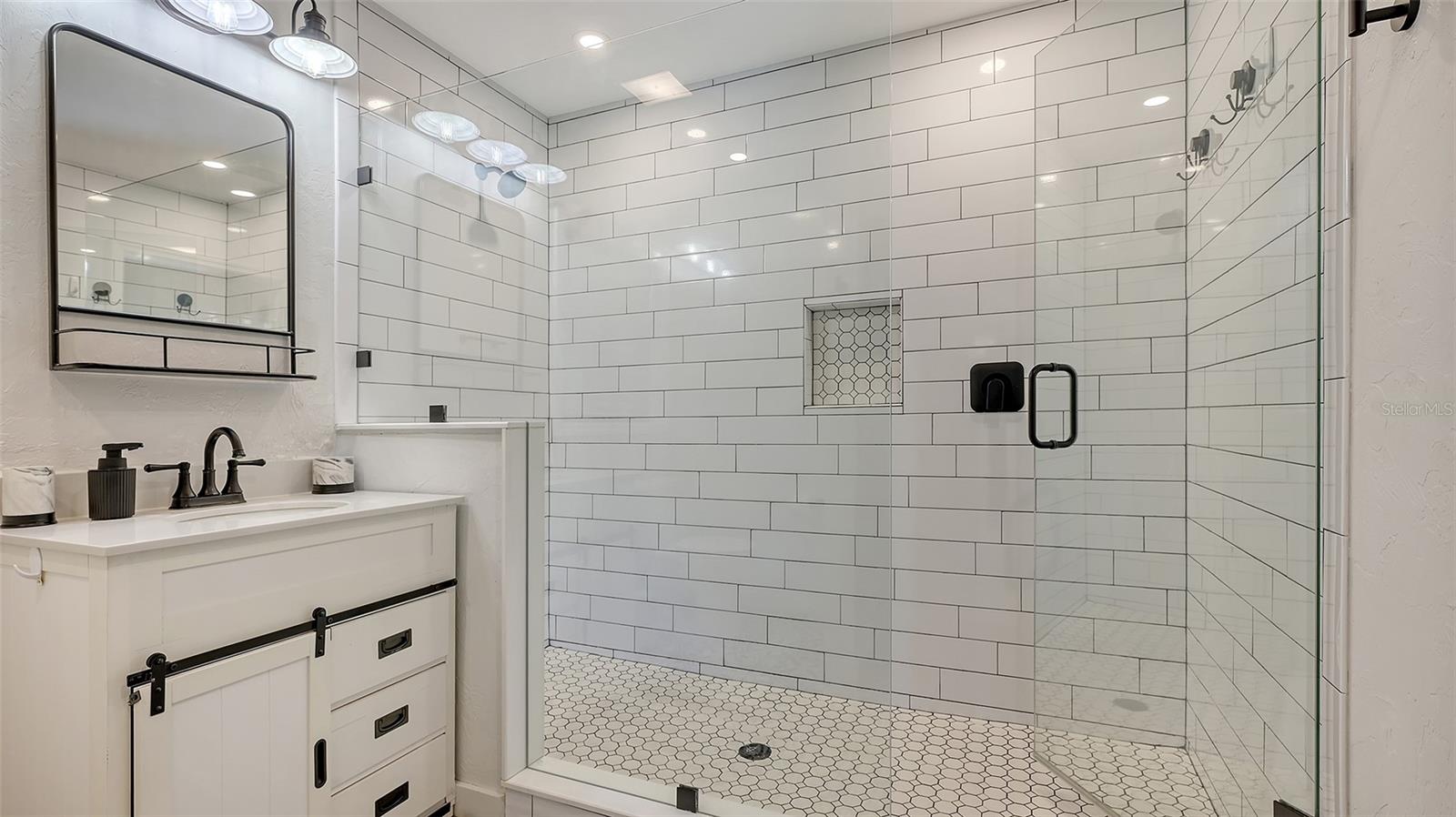 2141 HYDE PARK ST, SARASOTA, FL, 34239