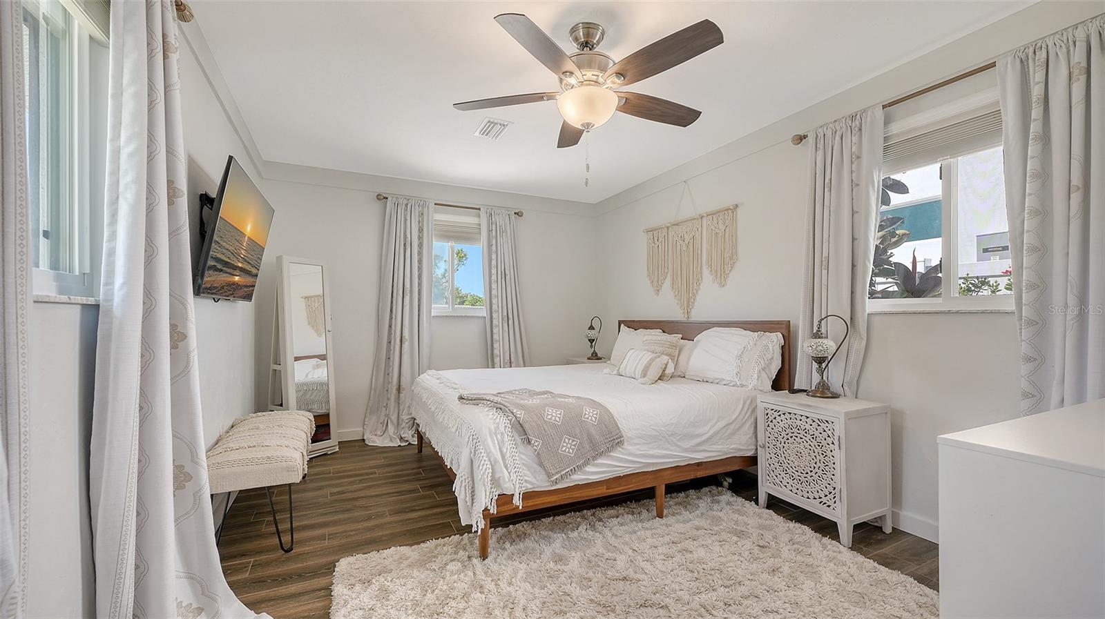 2141 HYDE PARK ST, SARASOTA, FL, 34239