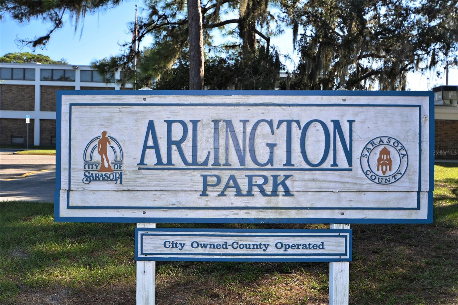 2141 HYDE PARK ST, SARASOTA, FL, 34239