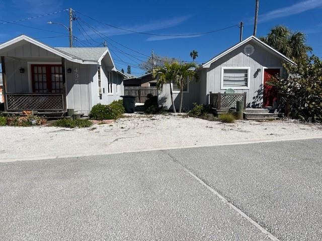 433 137TH AVENUE CIR, MADEIRA BEACH, FL, 33708