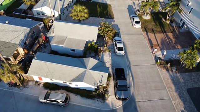 433 137TH AVENUE CIR, MADEIRA BEACH, FL, 33708