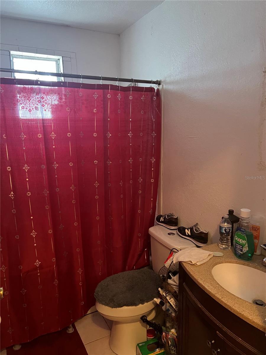 1016 AVENUE A, HAINES CITY, FL, 33844
