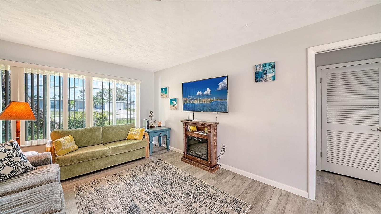 22201 OLEAN BLVD, PORT CHARLOTTE, FL, 33952