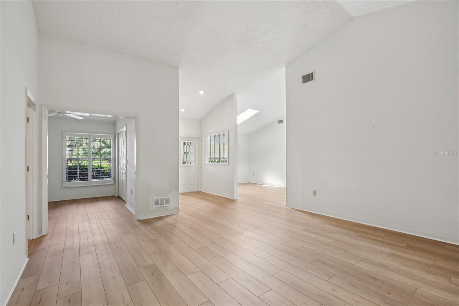 A4644103 Property Photo