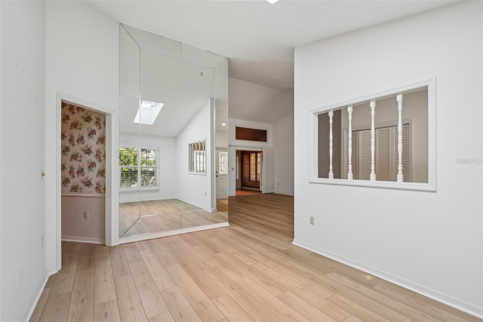 A4644103 Property Photo