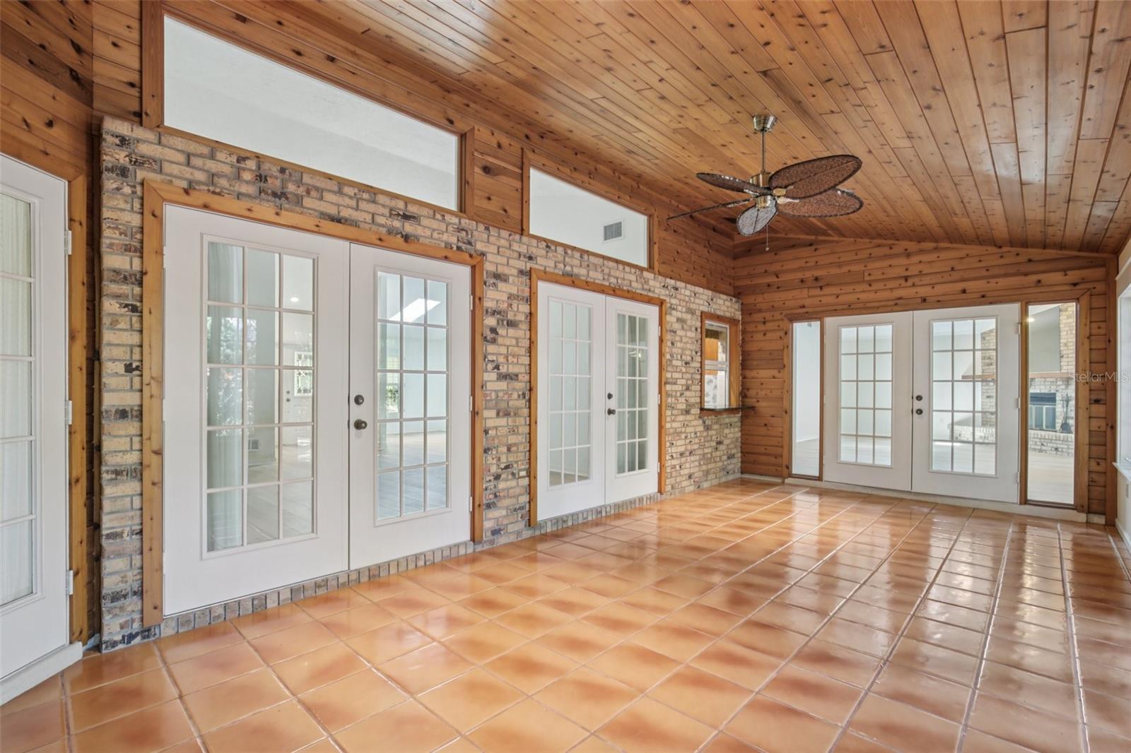 A4644103 Property Photo