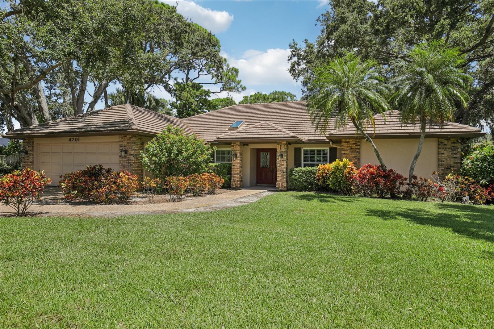 A4644103 Property Photo
