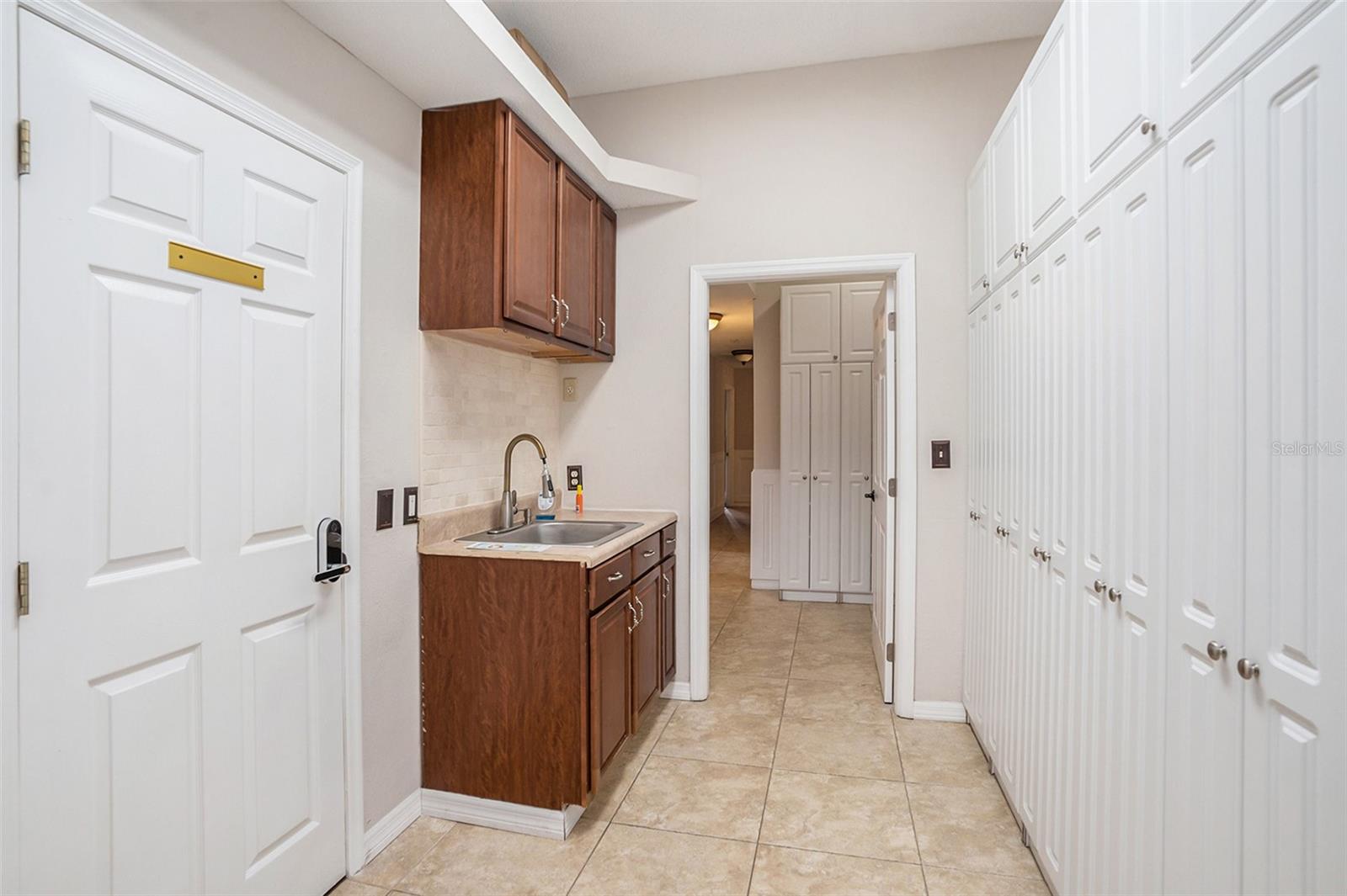 329 PAULS DR #101, BRANDON, FL, 33511