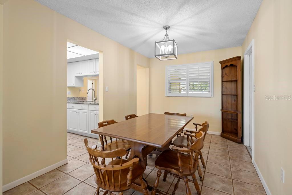 333 CRYSTAL CIR, OVIEDO, FL, 32765