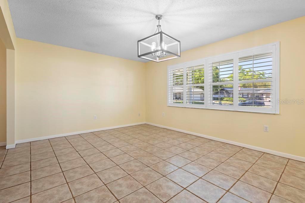 333 CRYSTAL CIR, OVIEDO, FL, 32765