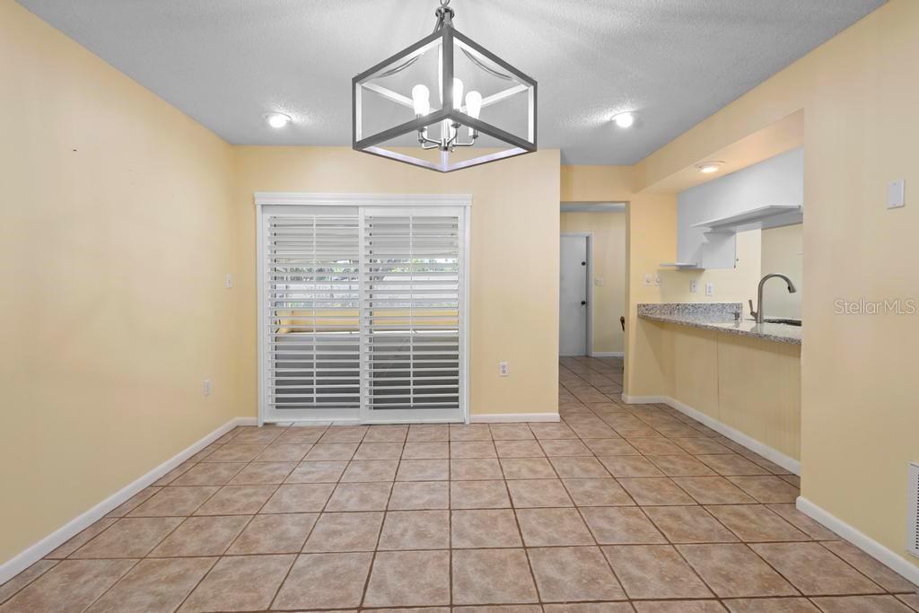 333 CRYSTAL CIR, OVIEDO, FL, 32765