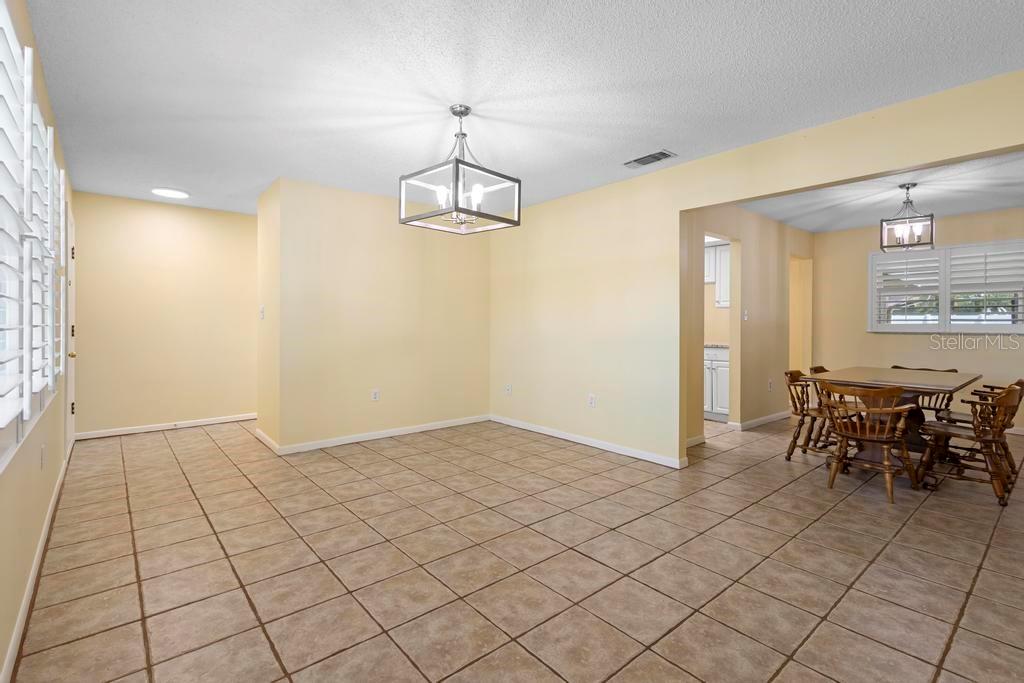 333 CRYSTAL CIR, OVIEDO, FL, 32765