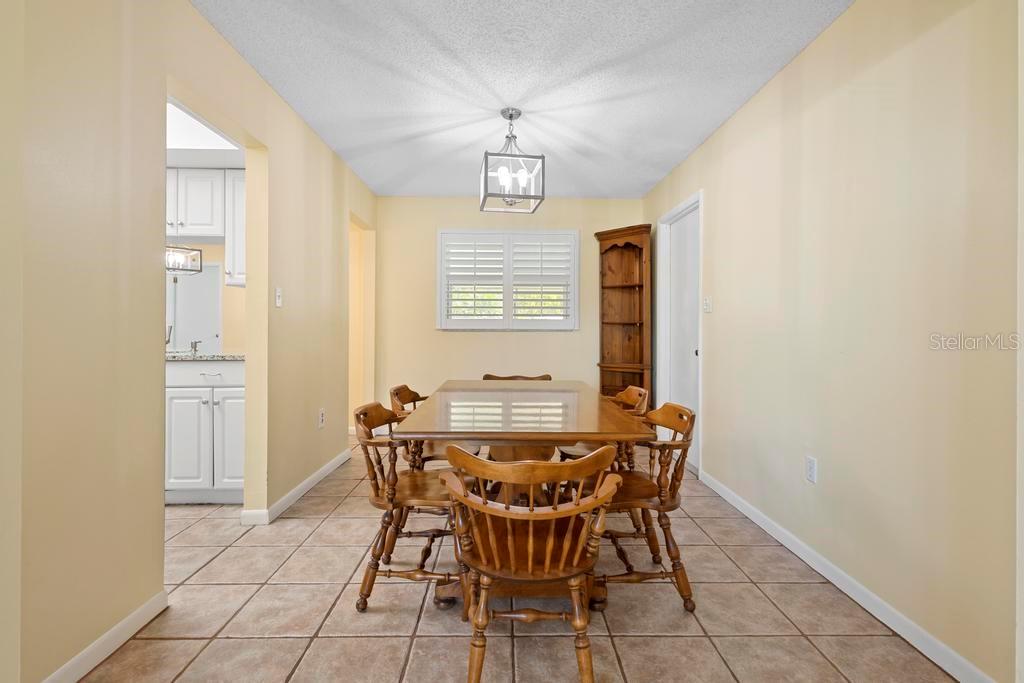 333 CRYSTAL CIR, OVIEDO, FL, 32765