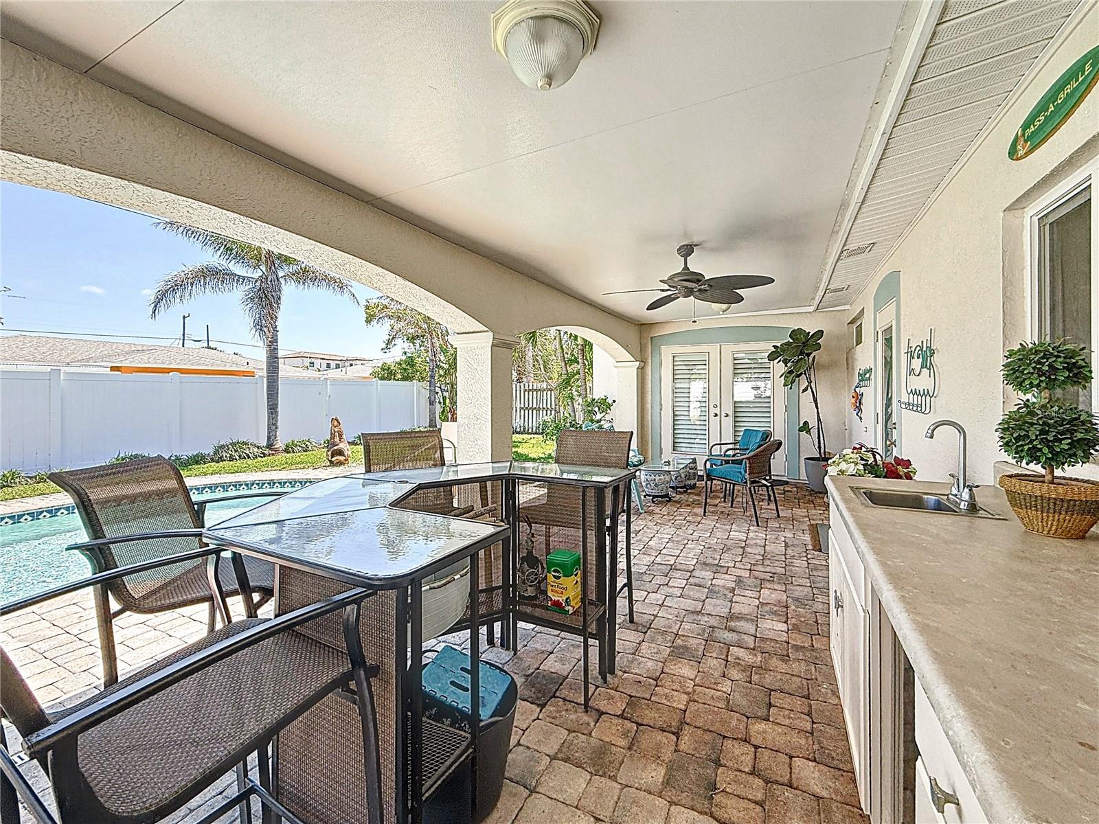 2593 W VINA DEL MAR BLVD, ST PETE BEACH, FL, 33706