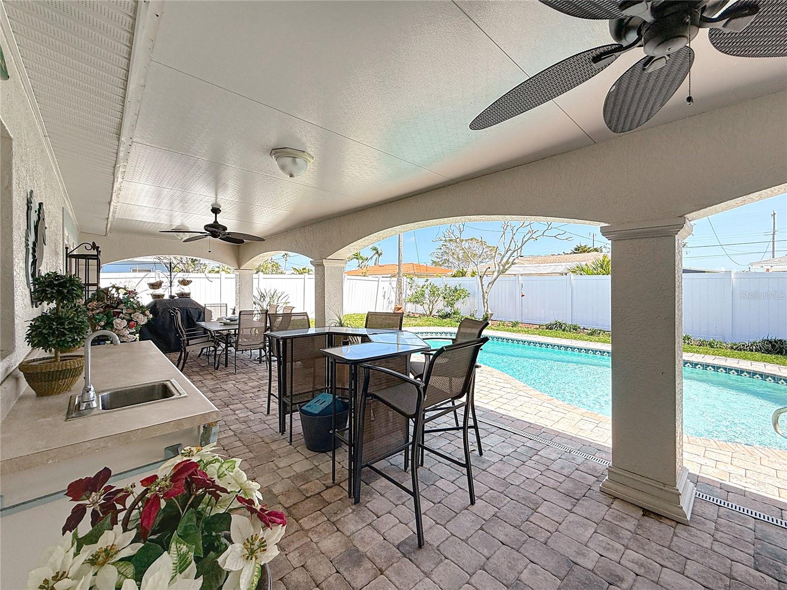 2593 W VINA DEL MAR BLVD, ST PETE BEACH, FL, 33706
