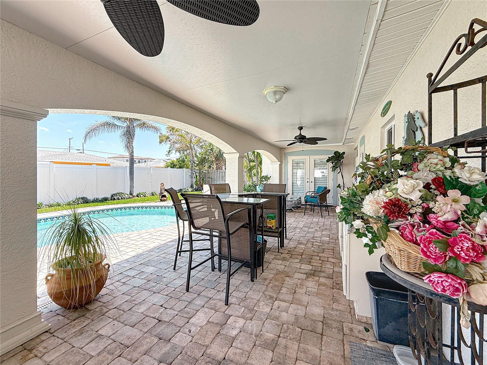 2593 W VINA DEL MAR BLVD, ST PETE BEACH, FL, 33706