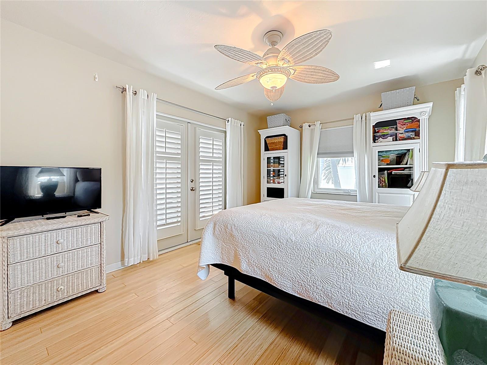 2593 W VINA DEL MAR BLVD, ST PETE BEACH, FL, 33706