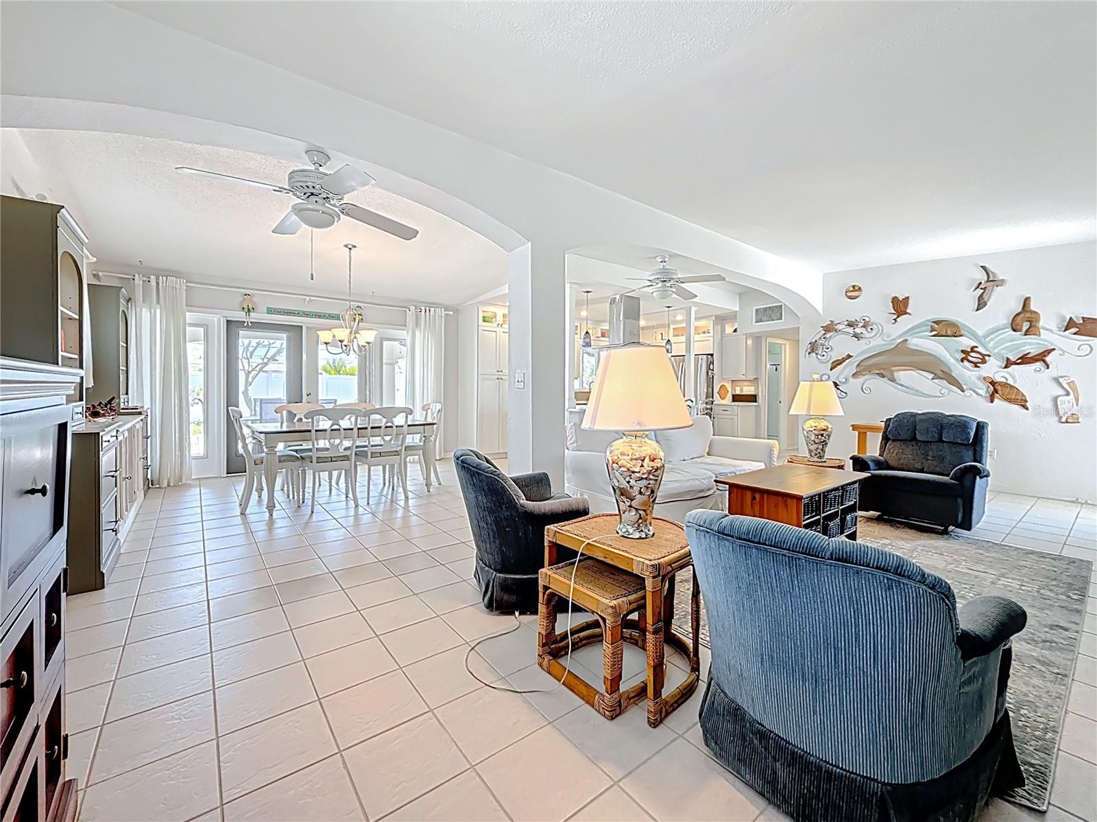 2593 W VINA DEL MAR BLVD, ST PETE BEACH, FL, 33706