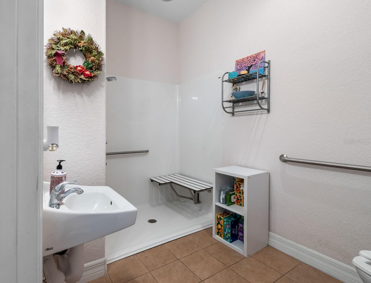 934 CYPRESS VILLAGE BLVD #A, SUN CITY CENTER, FL, 33573