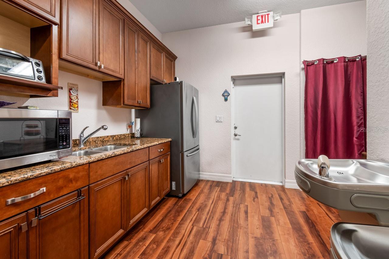 934 CYPRESS VILLAGE BLVD #A, SUN CITY CENTER, FL, 33573