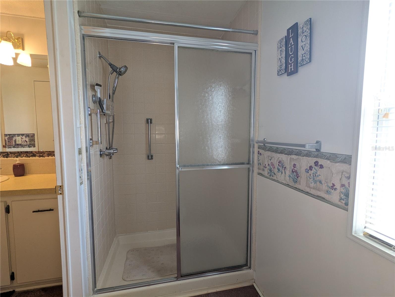 L4951380 Property Photo