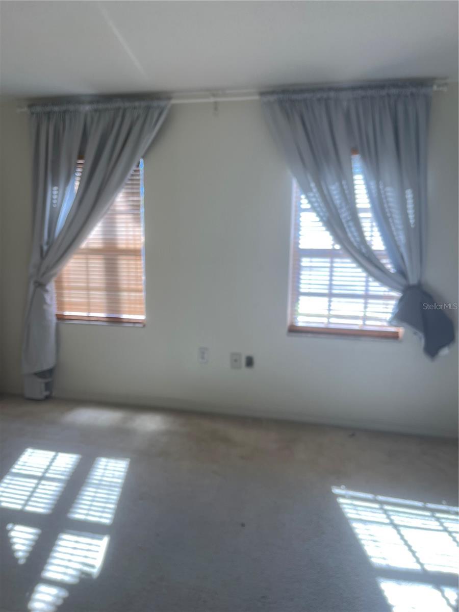 689 LAKE HOWARD DR NW #1E, WINTER HAVEN, FL, 33880