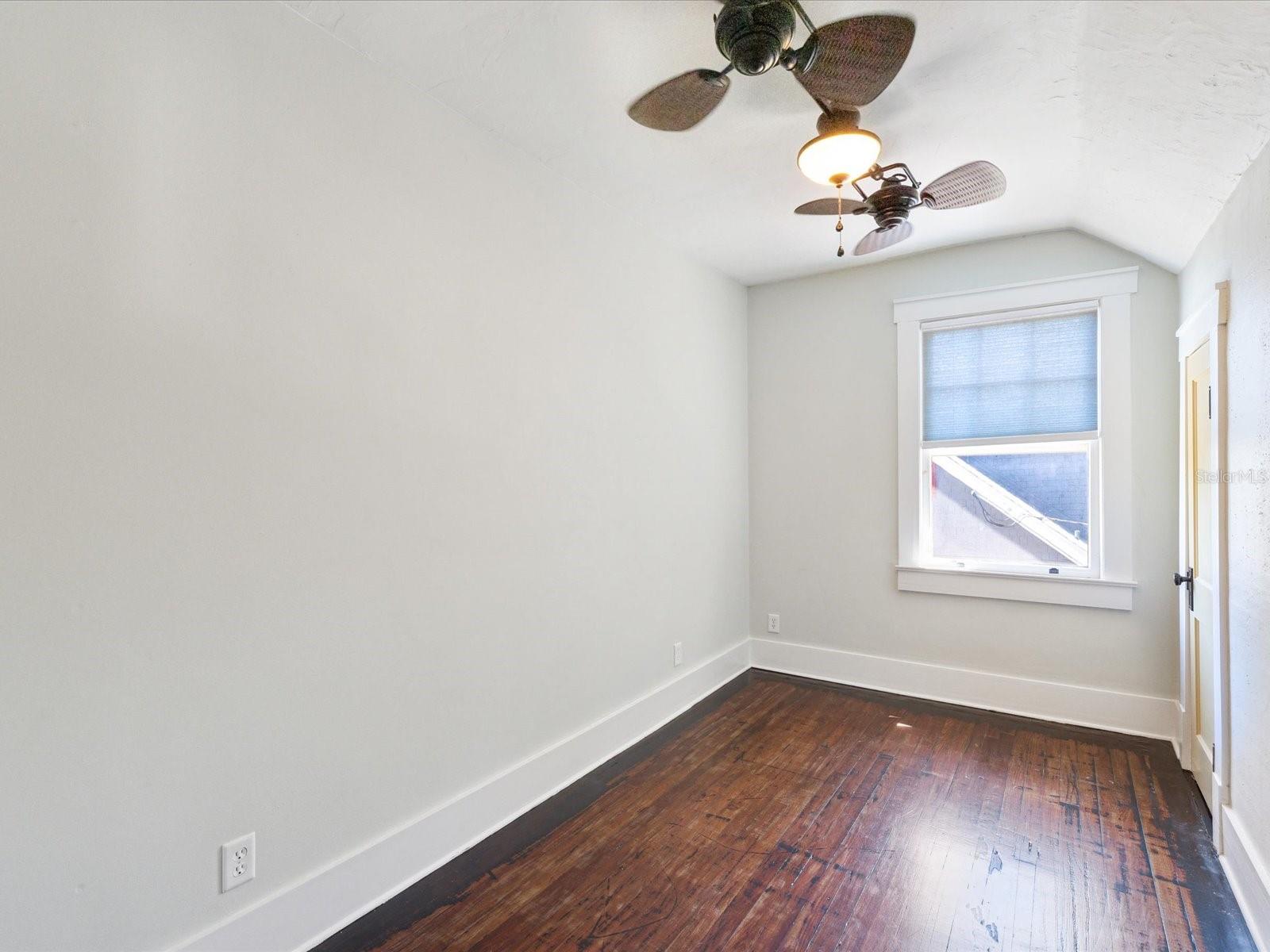 1825 S 2ND STREET, ST PETERSBURG, FL, 33705