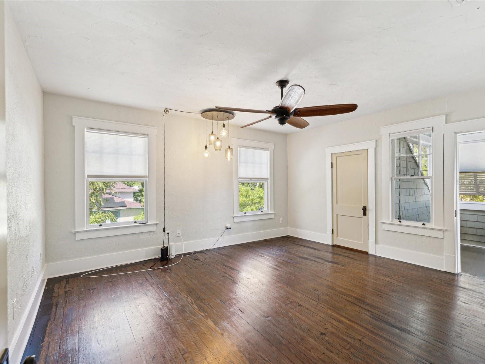 1825 S 2ND STREET, ST PETERSBURG, FL, 33705