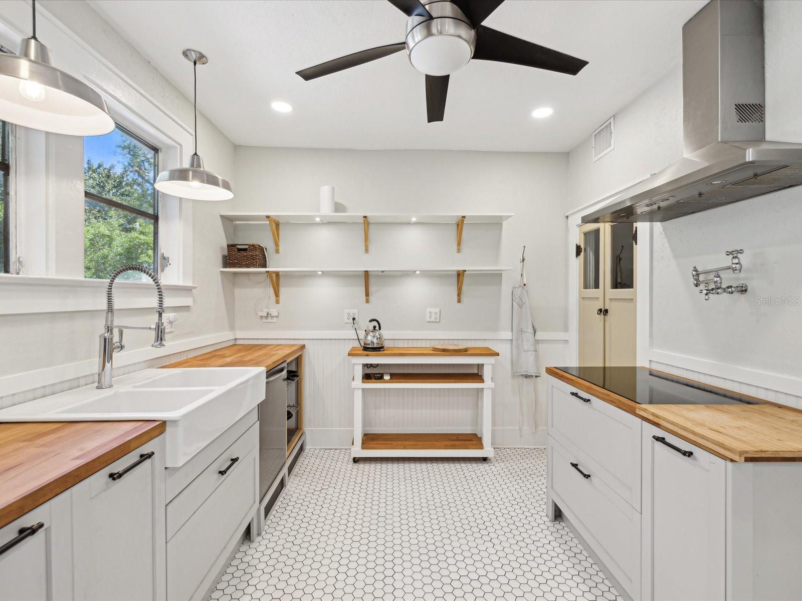 1825 S 2ND STREET, ST PETERSBURG, FL, 33705