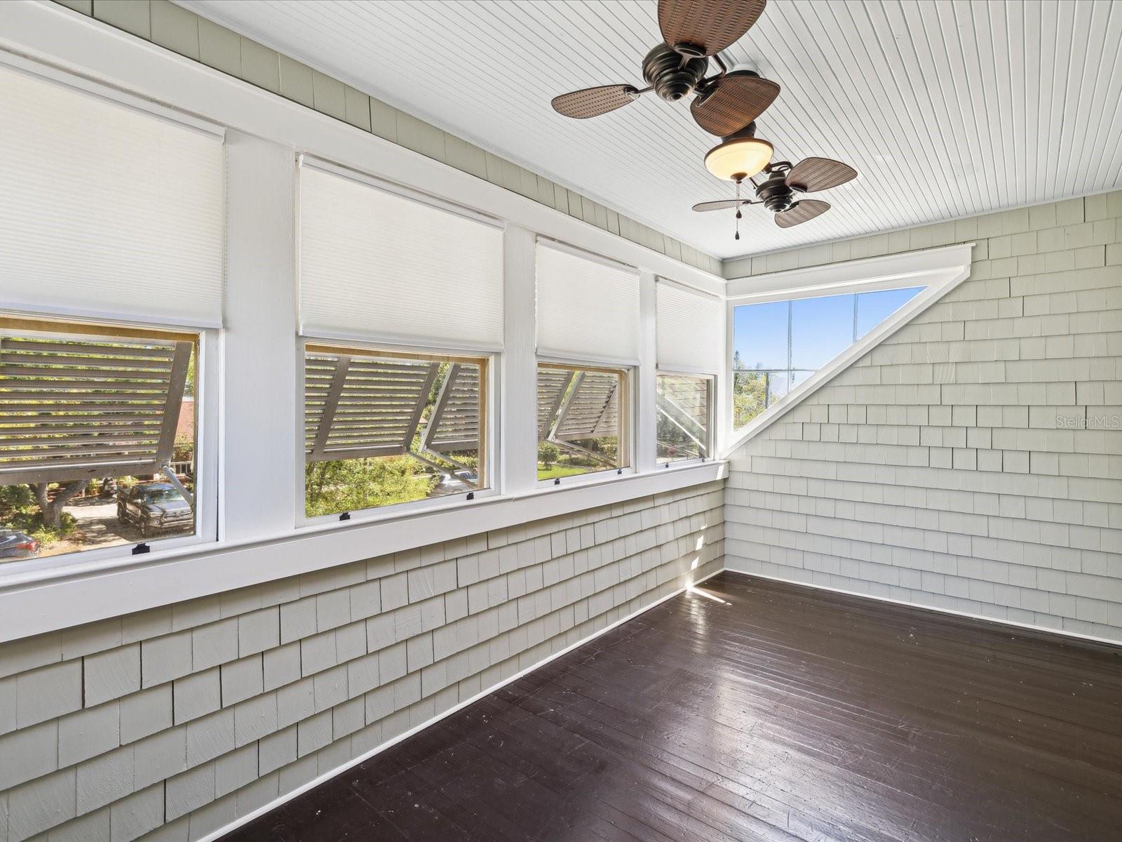 1825 S 2ND STREET, ST PETERSBURG, FL, 33705