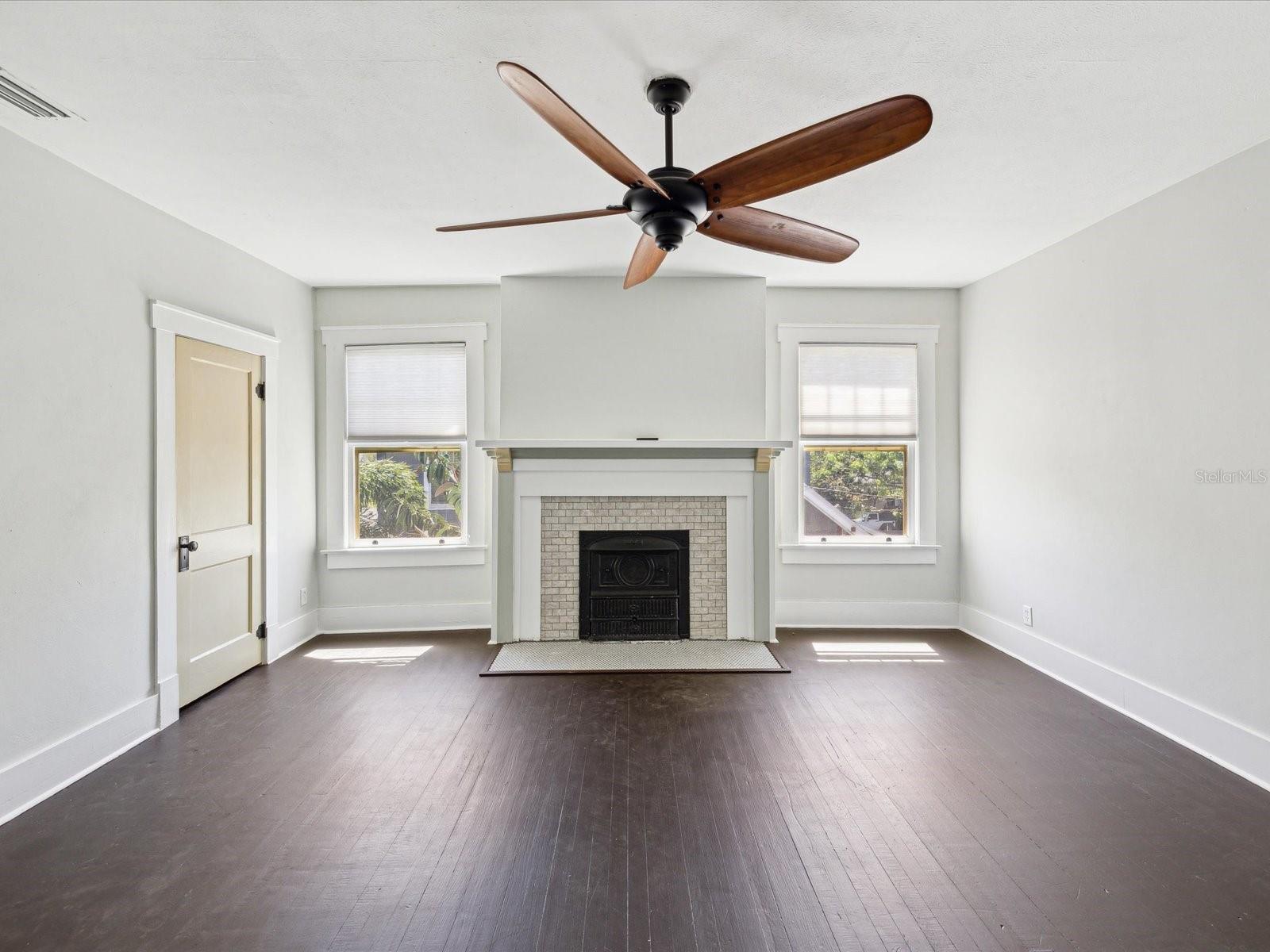 1825 S 2ND STREET, ST PETERSBURG, FL, 33705