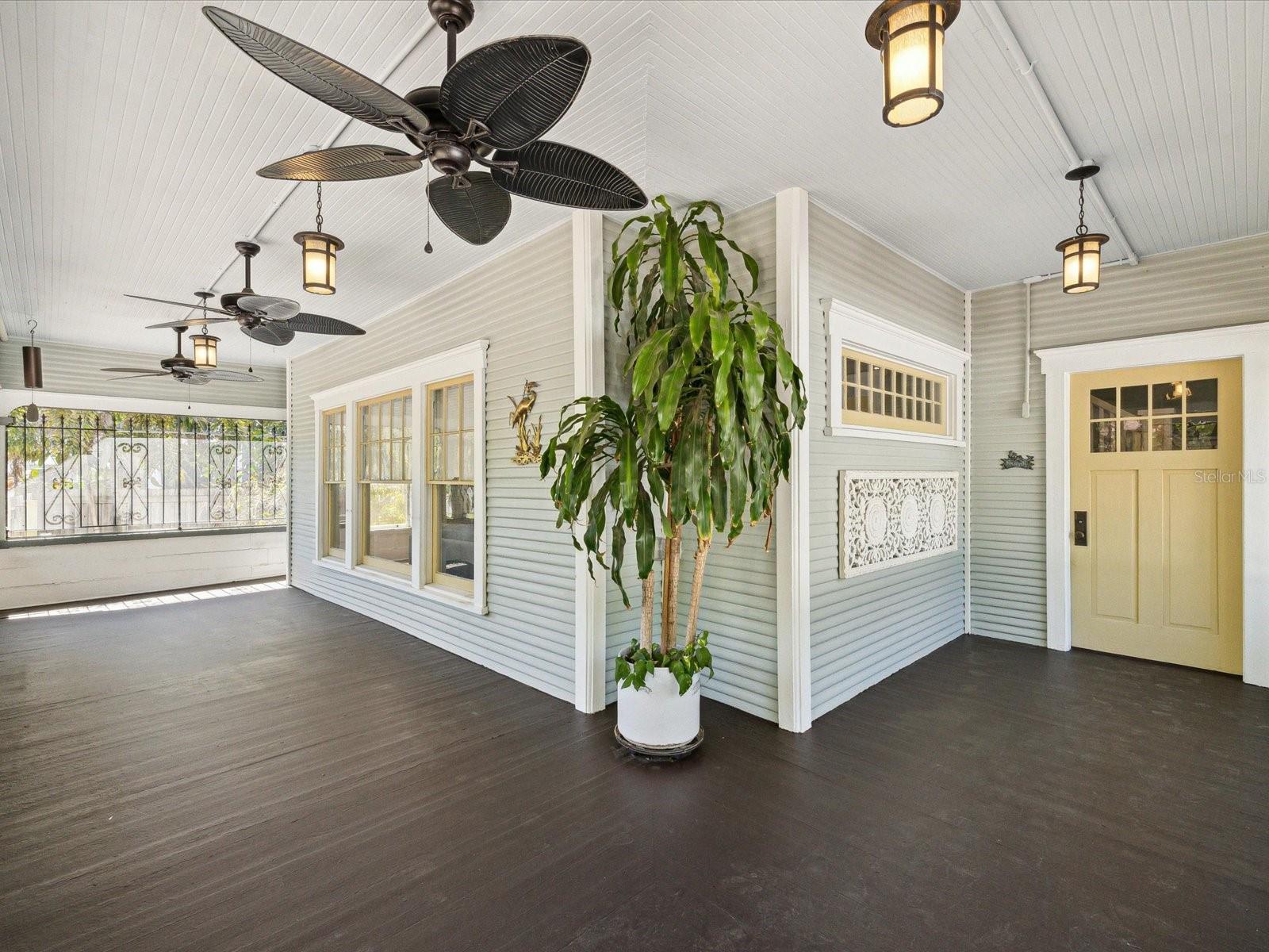 1825 S 2ND STREET, ST PETERSBURG, FL, 33705