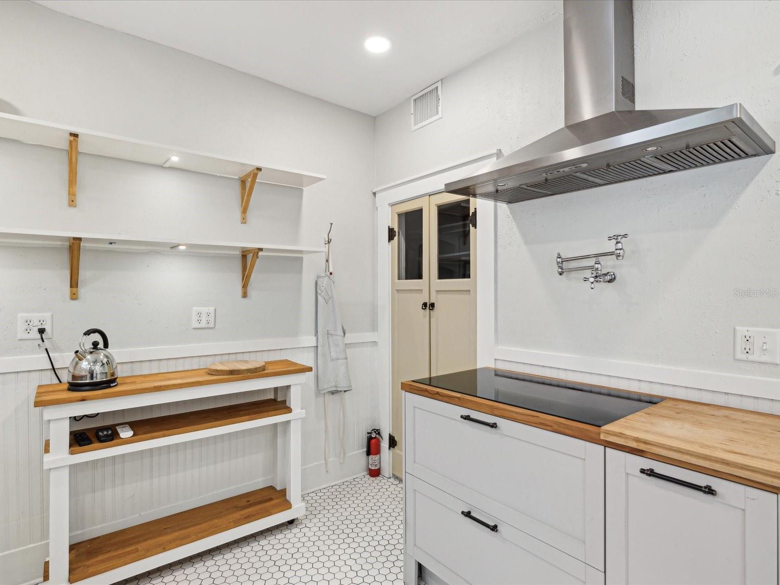 1825 S 2ND STREET, ST PETERSBURG, FL, 33705