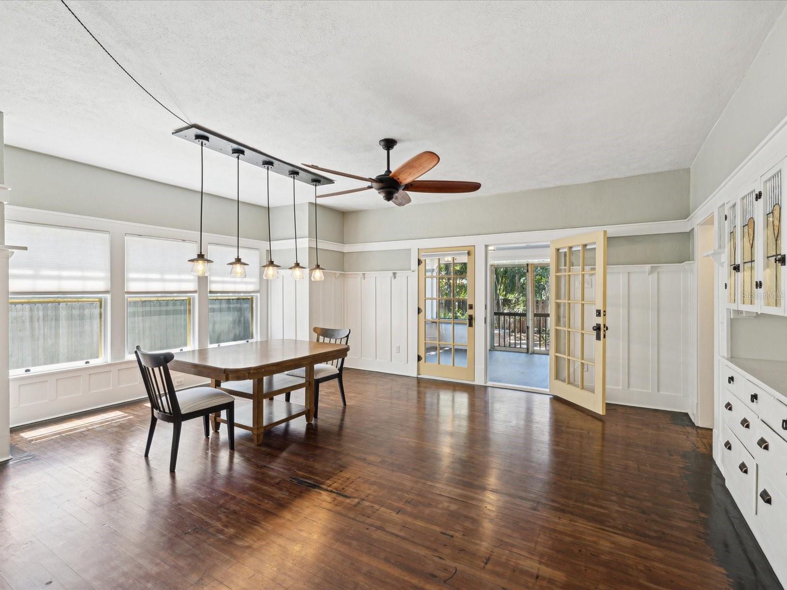 1825 S 2ND STREET, ST PETERSBURG, FL, 33705