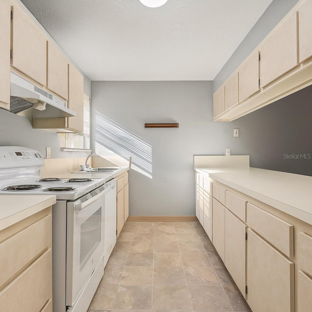 GC528984 Property Photo