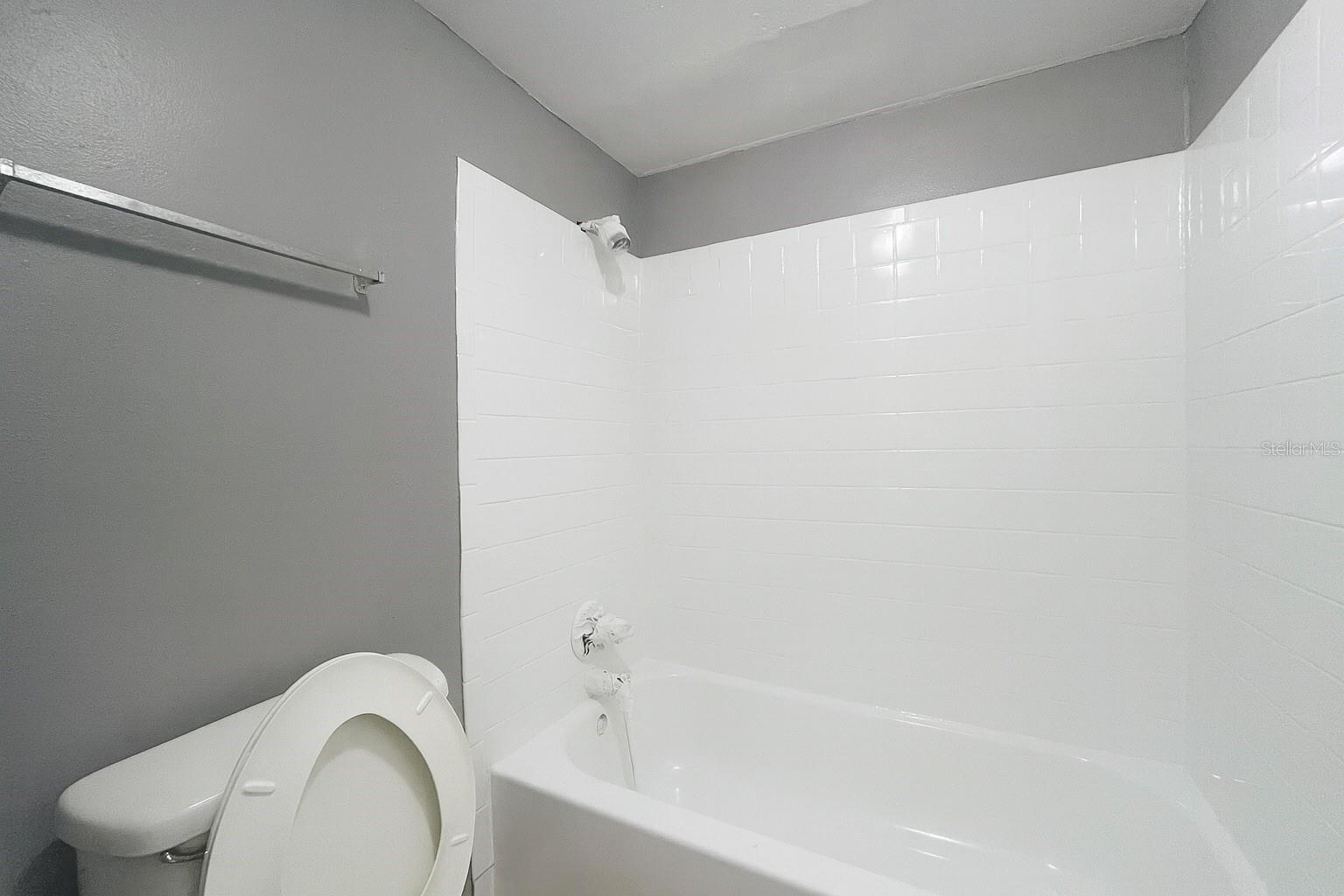 GC528984 Property Photo