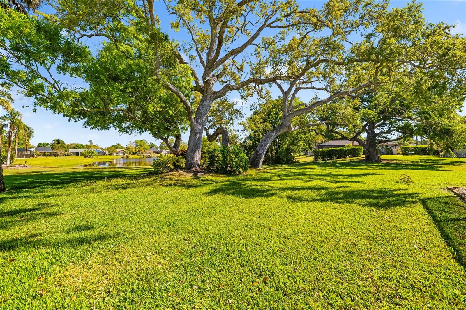 1525 FLEETWOOD DR, SARASOTA, FL, 34232