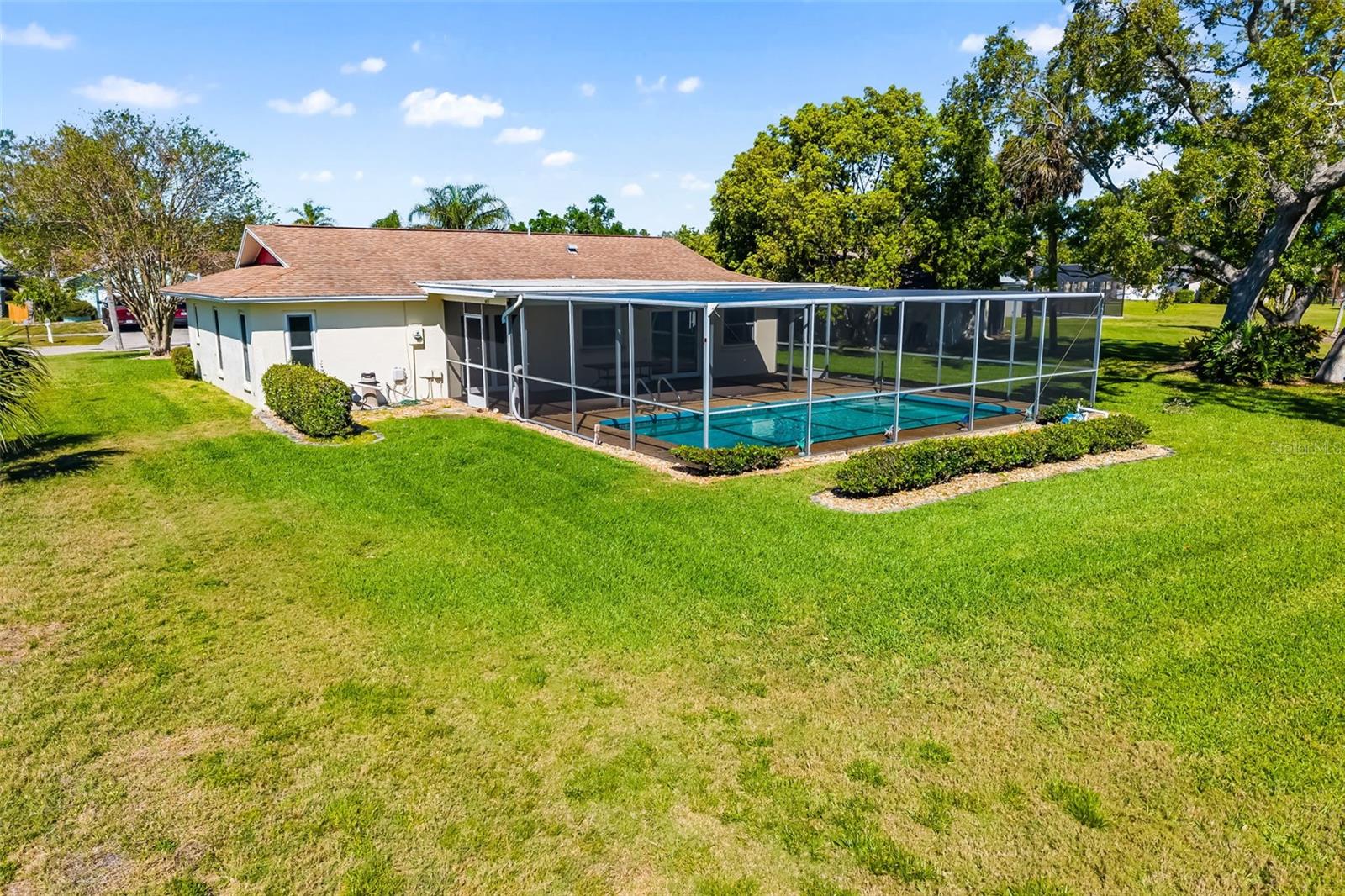 1525 FLEETWOOD DR, SARASOTA, FL, 34232