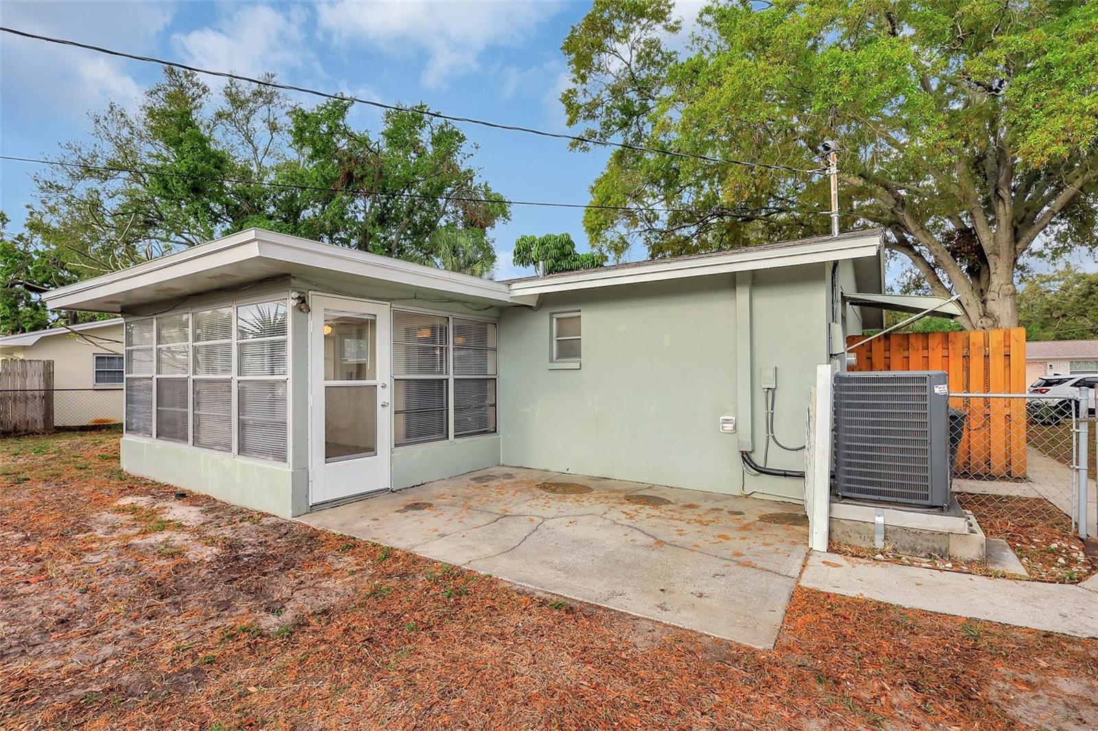 2017 PRINCETON AVE, DUNEDIN, FL, 34698