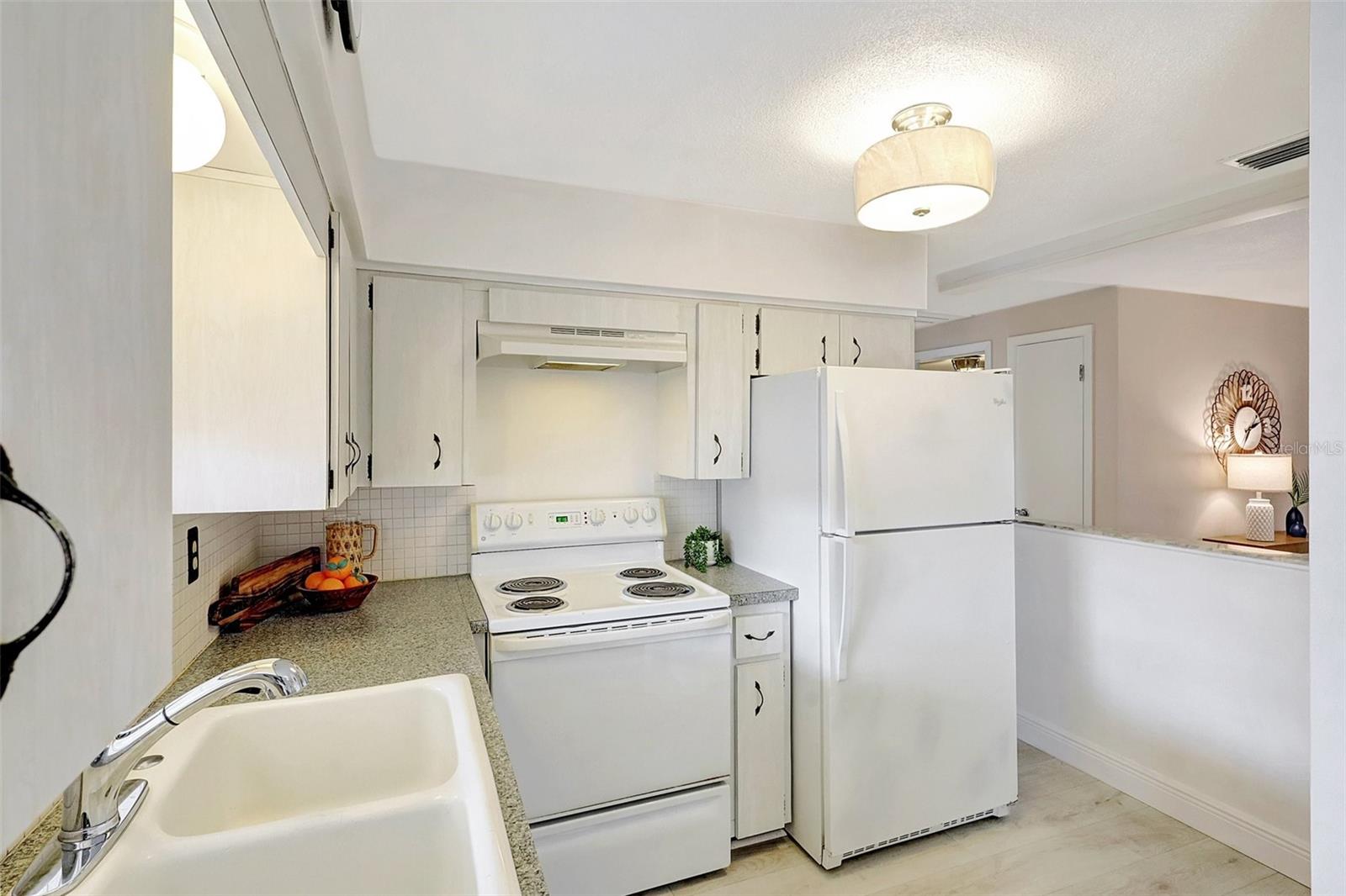 2017 PRINCETON AVE, DUNEDIN, FL, 34698